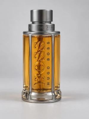 Hugo Boss The Scent parfym 100 ML - Helt oanvänd flaska 100 ML. Jag säljer för jag har en likadan redan. Nypris 1500 kr