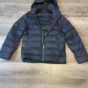 GANT vinterjacka - Puffer jacka från gant  Ny pris 3999kr 