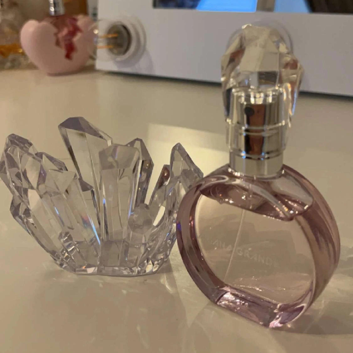 Ariana Grande parfym