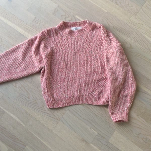 Rosa stickad tröja - Rosa stickad tröja i bra skick