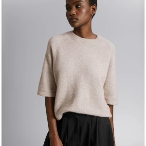 &otherstories tröja! - Säljer denna då den inte kommer till användning längre!