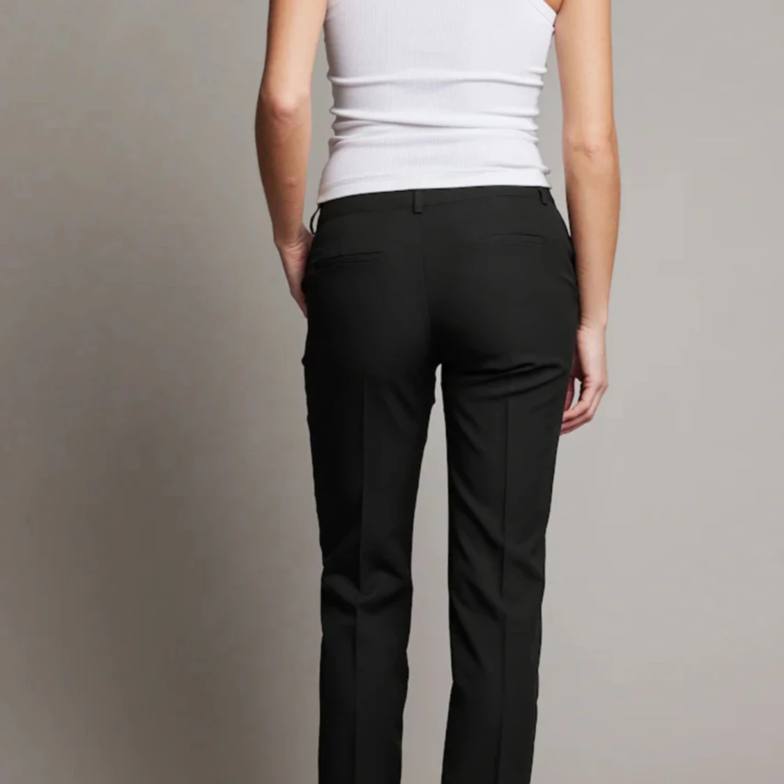 Vera kostymbyxor nästintill oanvända  - 90