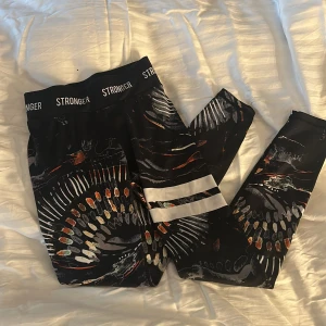 Stronger träningsbyxor  - Bra skick!!