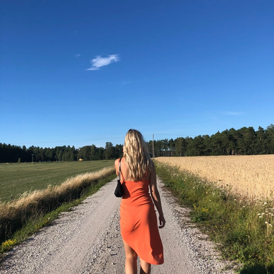 Superfin orange klänning från hm