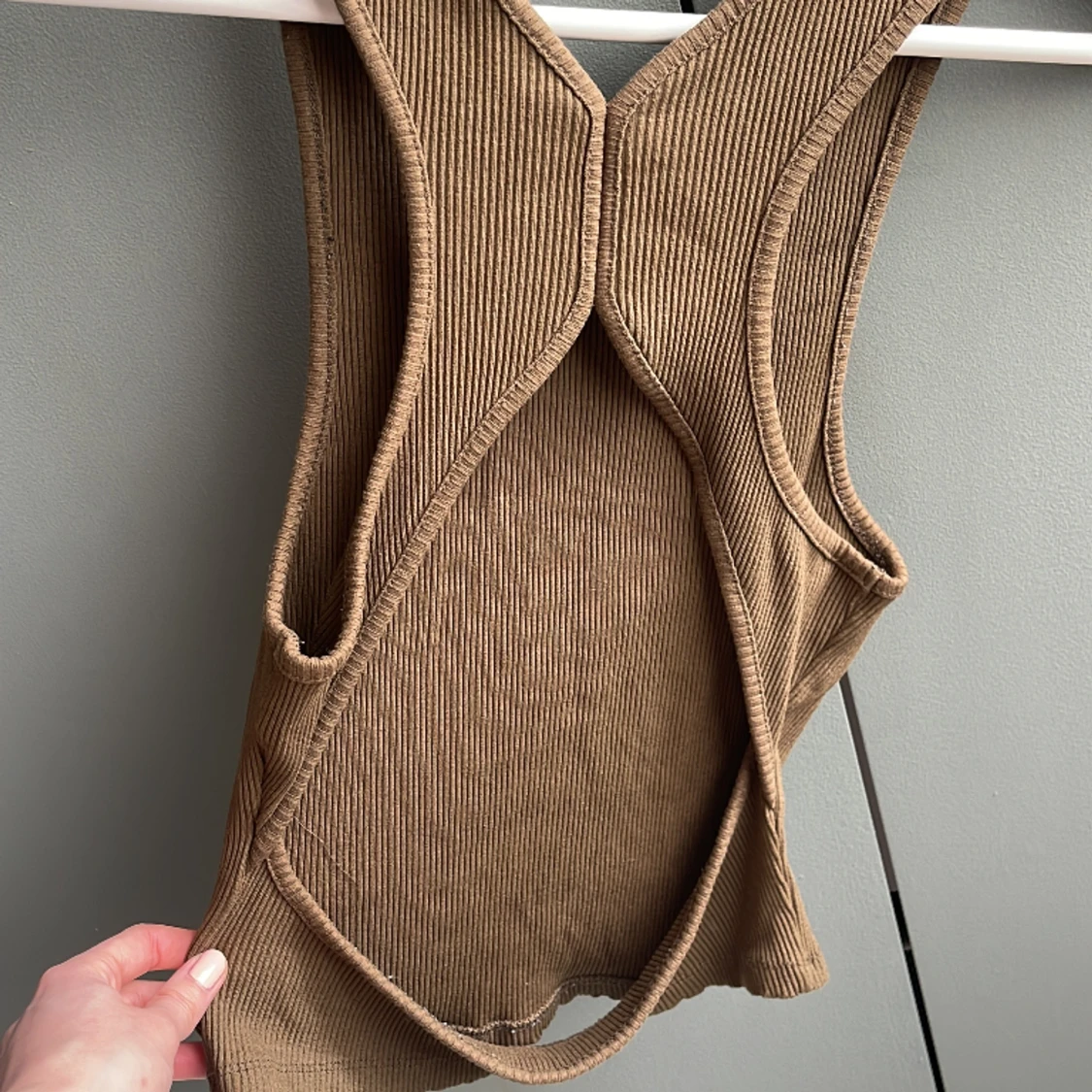 Linne med öppen rygg  - 90