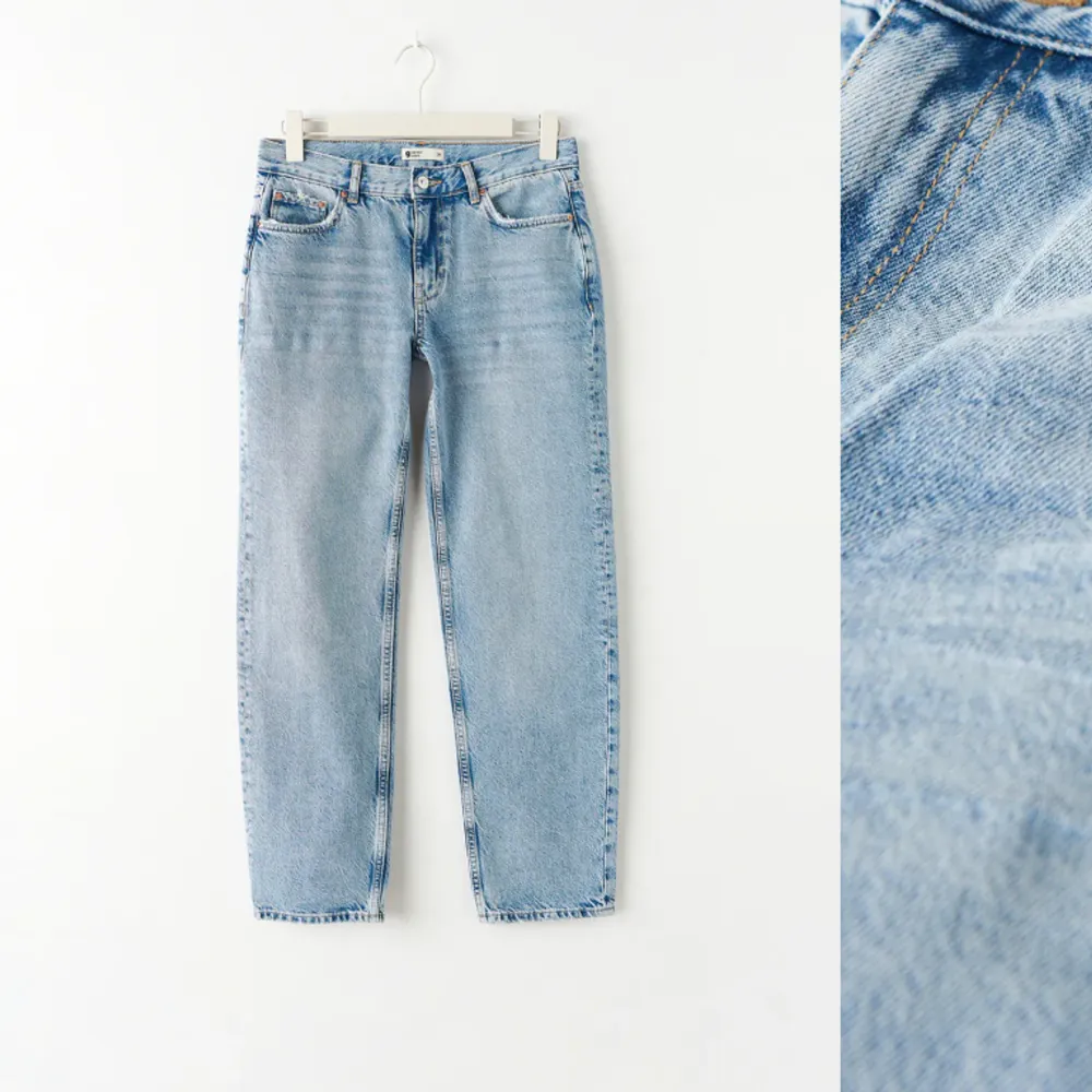Lowwaisted straight jeans från Gina  Petite  Nypris 500 kr  (Inte exakt samma som sista bilden men samma modell) Jag är 157 Skriv vid fler frågor💞. Jeans & Byxor.