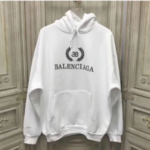 Balenciaga hoodie  - Inte min bild men det är en exakt likadan som på bild! Storlek M men skulle säga L ungefär 