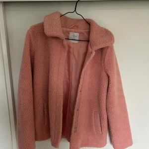 Jacka  - Snygg vår kappa 