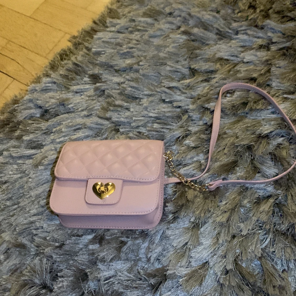 En liten rosa väska som ny - 91