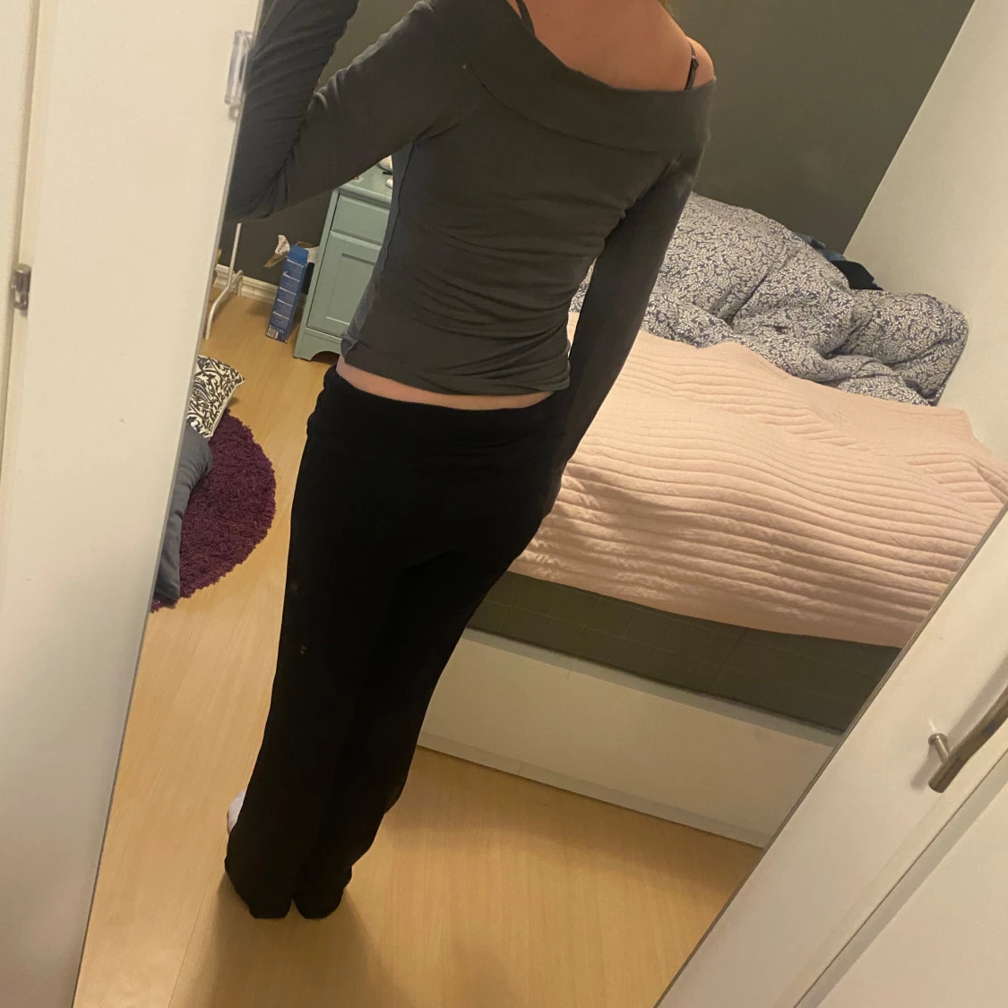 Off shoulder tröja - 90