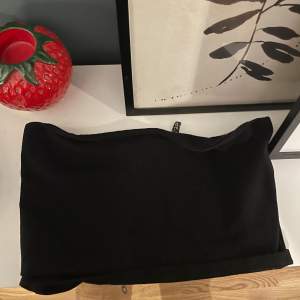 Svart bandeau top från asos