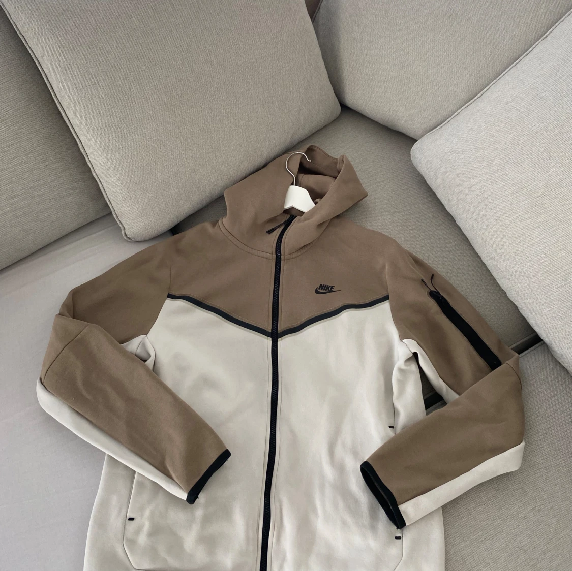 Nike Tech brun - vit - 92