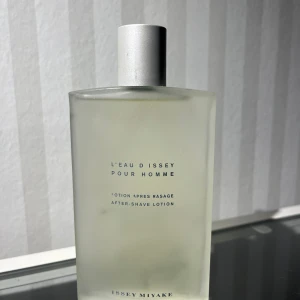  l'eau d'issey pour homme after shave - Oanvänd men utan förpackning 