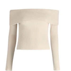 Off-shoulder - Jätte fin off shoulder tröja från Gina tricot! Använt fåtal gånger och säljer då det inte är min stil längre!🤍nypris 300kr