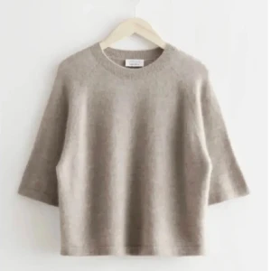 Other stories tröja - Populär tröja från Other stories i jättefint skick🥰