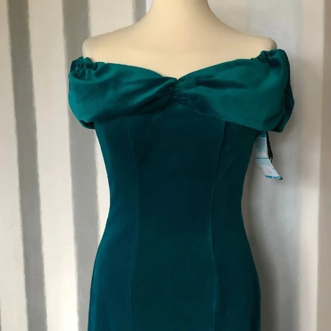 Fest Klänning sammet 34 ny