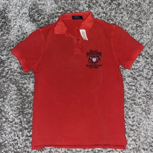 Oanvänd Ralph lauren piké  - Oanvänd, ny Stl M