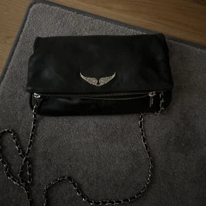 Zadig väska  - jättefin väska med 2 olika längder på band, använder ej längre 