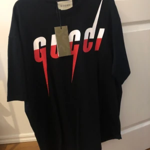 Gucci t-shirt - Strlk xl aldrig annd