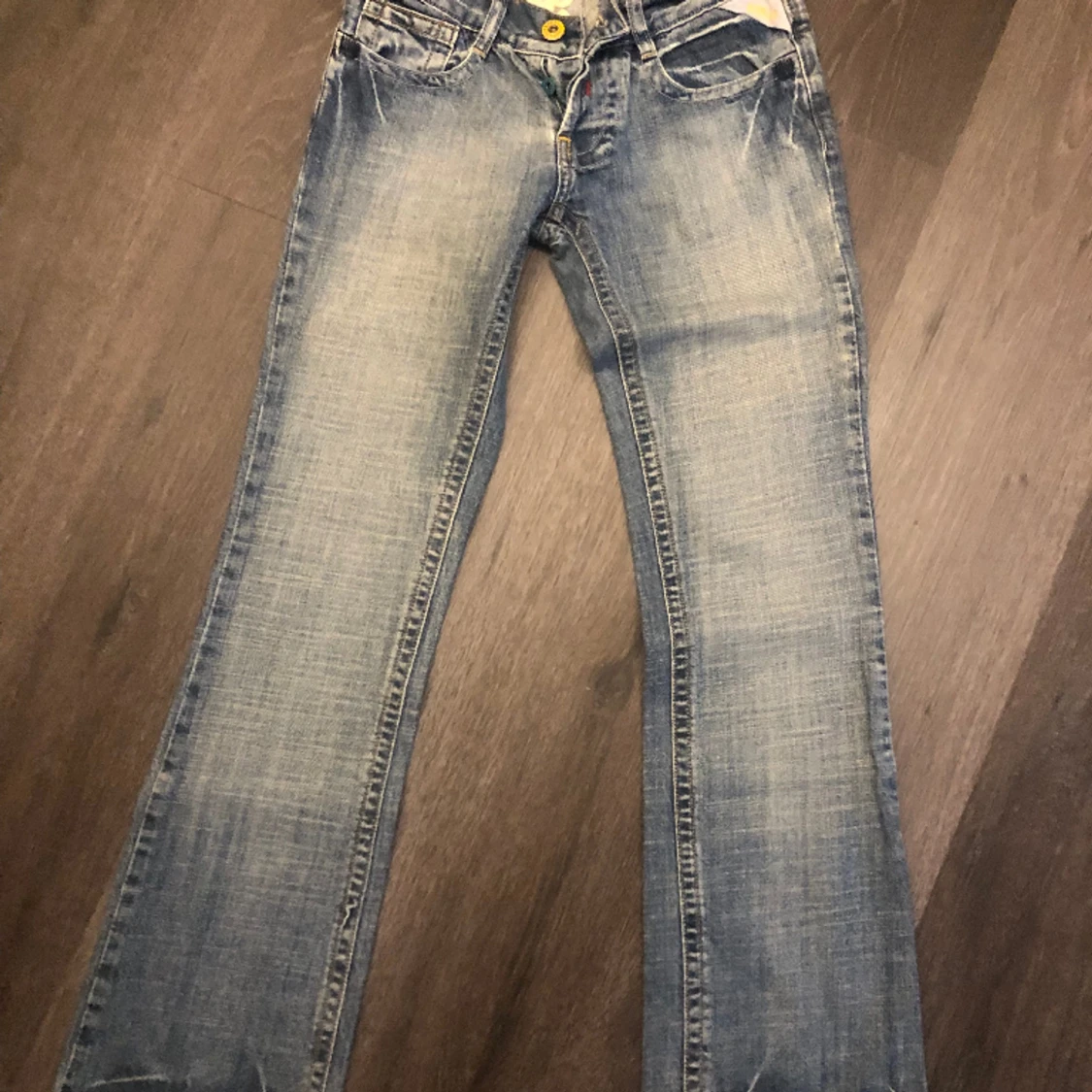 Lowrise bootcut jeans  - 90