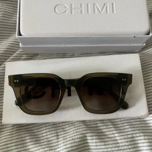 Chimi  - Säljer mina chimis som är i modell 04 green💕