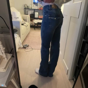 Jeans  - Low Waist bootcut jeans full length XXS från lager 157💕