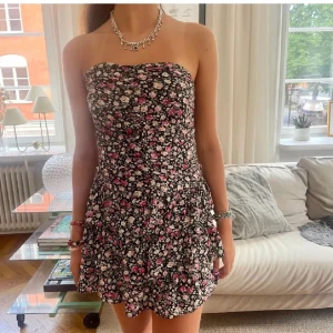 Bandeau klänning - Supersöt klänning💕 passar strl s