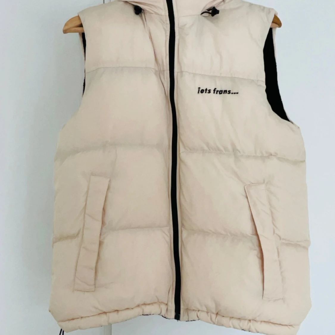 Iets Frans Väst från Urban Outfitters