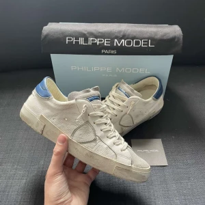 Philippe Model  - Säljer nu dessa feta Philippe model som inte många har, relativt sällsynta och svåra att hitta i detta skick. Använda ett par gånger men inte överdrivet mycket! 2699kr men priset är inte hugget i sten.