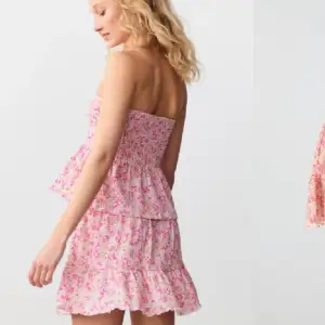 Säljer denna superfina blommiga rosa kjolen från Gina Tricot💗 Knappt använd, nyskick! Köpt för 279kr