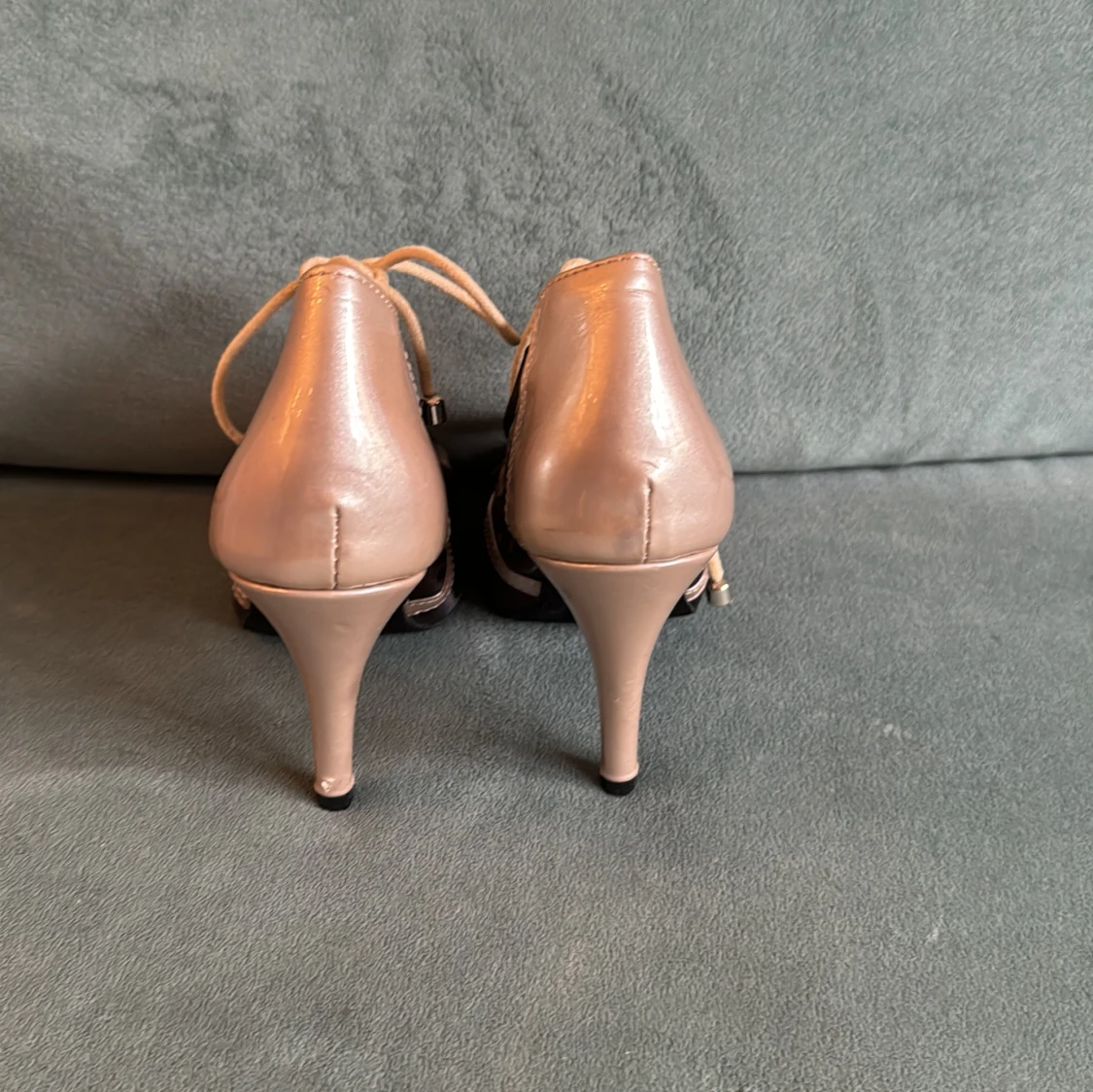 Klackskor med snöre  - 91