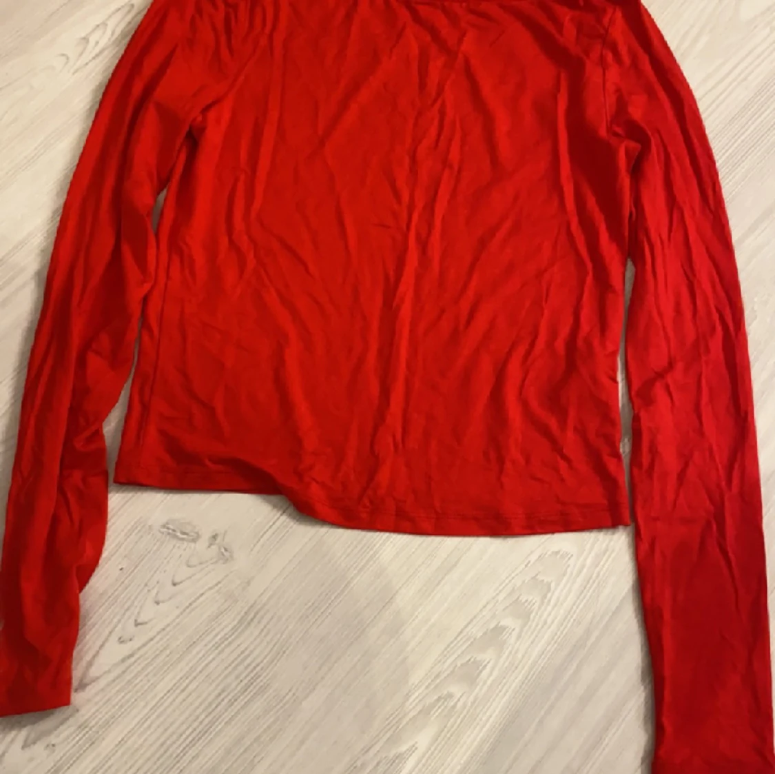 Röd heltäckande tröja - 90