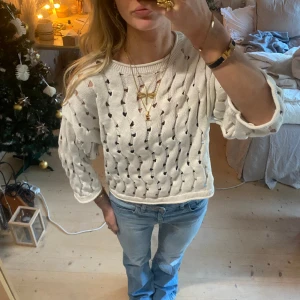 Tröja - SUPER cool och snygg tröja, tryck gärna köp nu!!