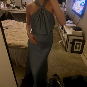 Balklänning - Helt oanvänd med lappar kvar!! 🌟🌟🌟