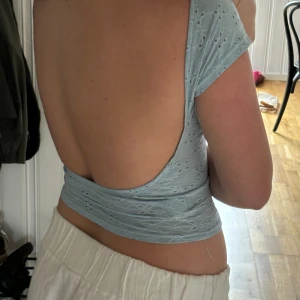 Shein topp - Ursnygg topp från Shein endast använd 1 gång! Nypris 120kr, Storlek S men skulle säga att det är mellan Xs-M