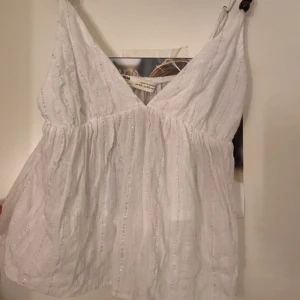 Top - Använd 1 gång, slutsåld på hemsidan 🌸