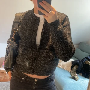 Cardigan - Säljer denna så fina cardiganen från Carin Wester💞