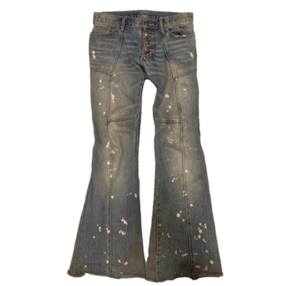 Intressekoll på några tornadomart jeans i size S  Inte säker på om jag vill sälja men kom med bud och offers på trade mått och bilder kan lösas 🙏🙏. Jeans & Byxor.