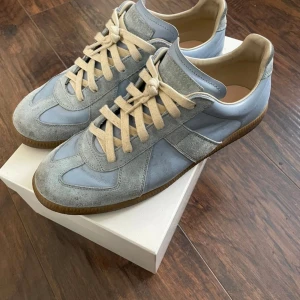 Maison Margiela gats - Maison Margiela repIlica sneaker gats Strl 43 Box medföljer. Inga i sulor Cond 8/10 