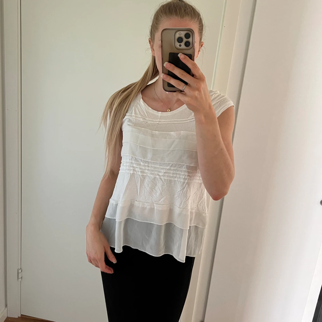 Vit topp
