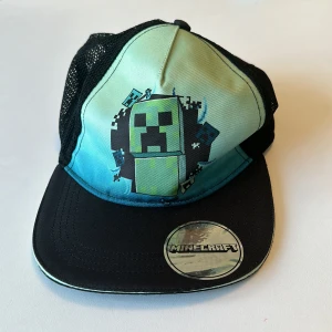 Minecraft keps - Officiell Minecraft keps gjord i återvunnen polyester