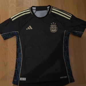 Argentina fotbollströja  - Helt ny, inte använd, Argentina tröja utan namn