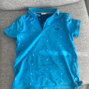 Hugo boss polo tröja - Jätte bra för sommaren 