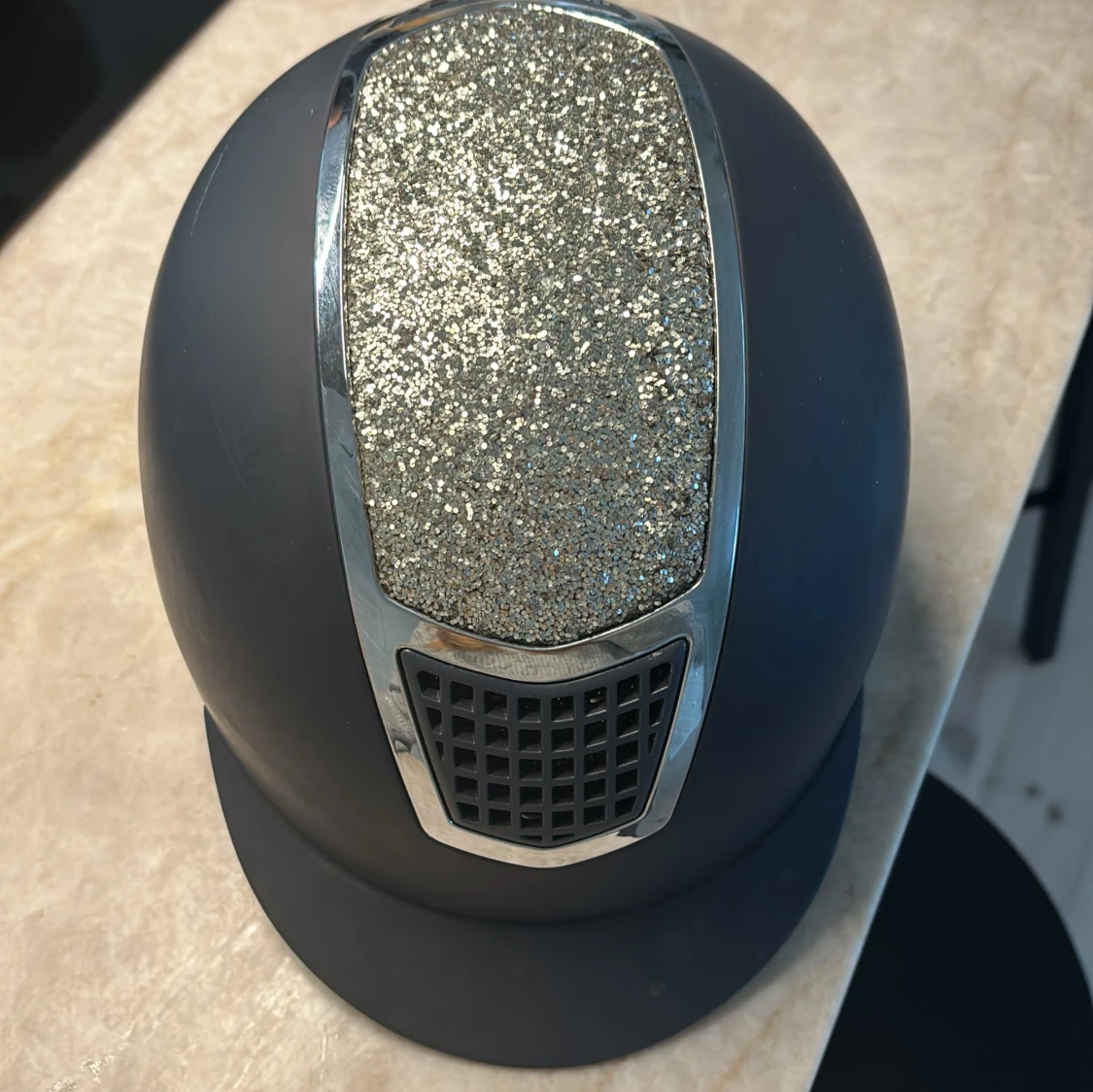 Ridhjälm från CRW  - 90