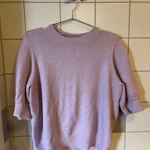 Vero moda blus - Har tecken på användning.