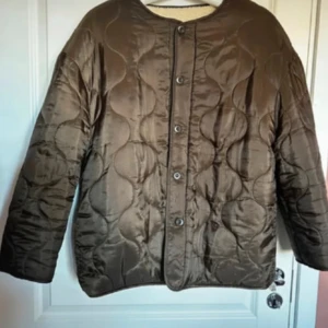 Grön jacka - Superfin overzised jacka från Samsøe Samsøe i storlek S!💖🤗