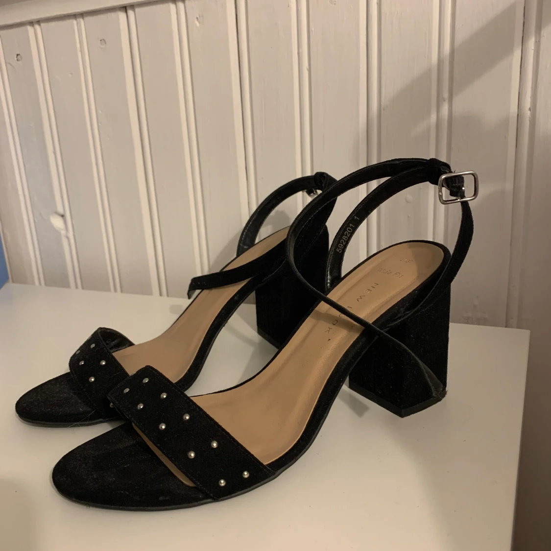 Klackskor st 37  - 90