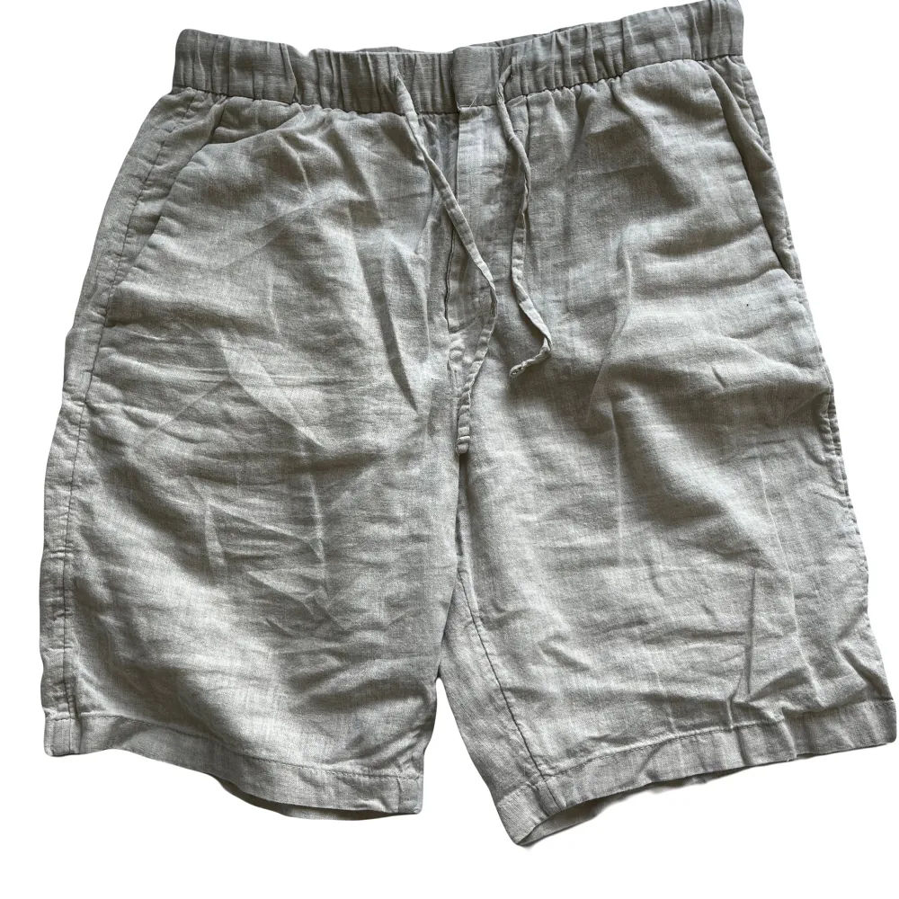 Säljer dessa snygga shorts fel endast 149 i storlek xs. Shorts.