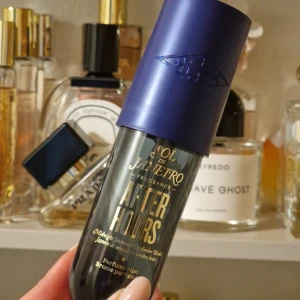 Sol De Janeiro  - Sol De Janeiro - After Hours Endast testad några gånger. Ursprungligen 90ml, kvarstående mängd syns på andra bilden.  Limited Edition och finns inte att köpa längre. 