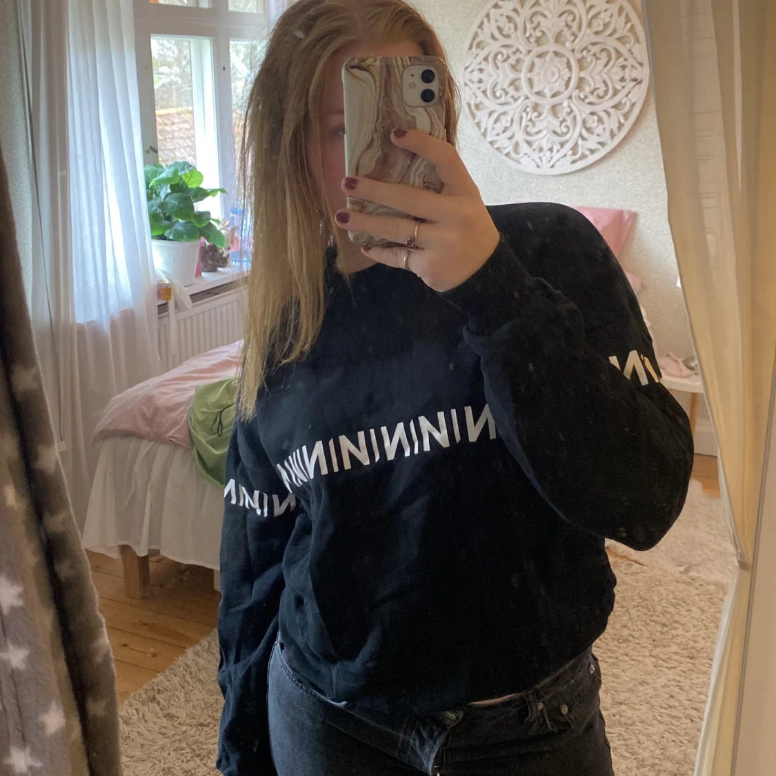 Svart NA-KD crewneck - 91